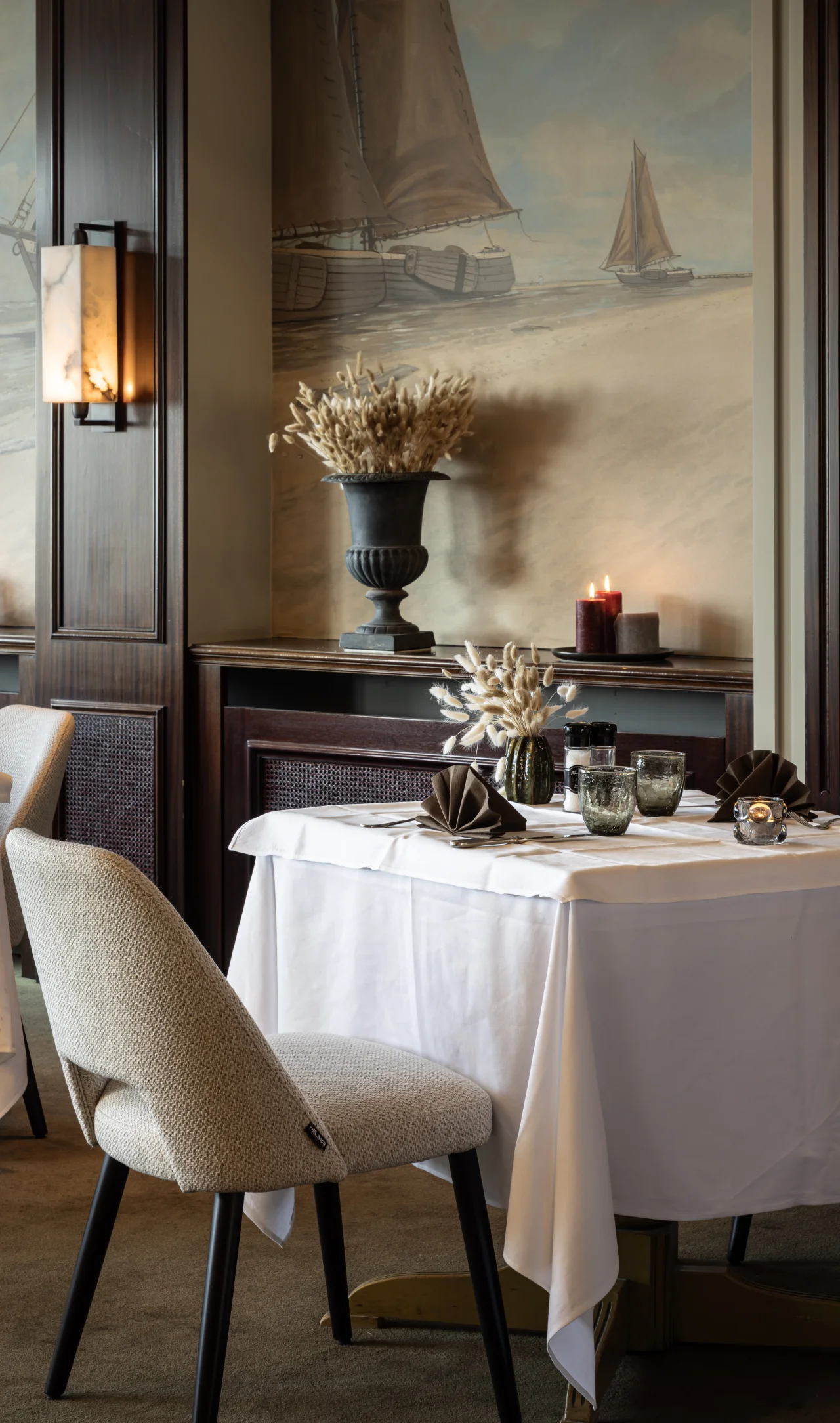 And for those who wish, valet parking is available upon request. Every gesture reflects the care and comfort you deserve.