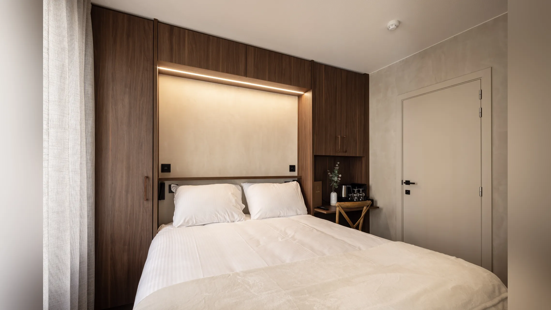 Main-Picture-Single-Room